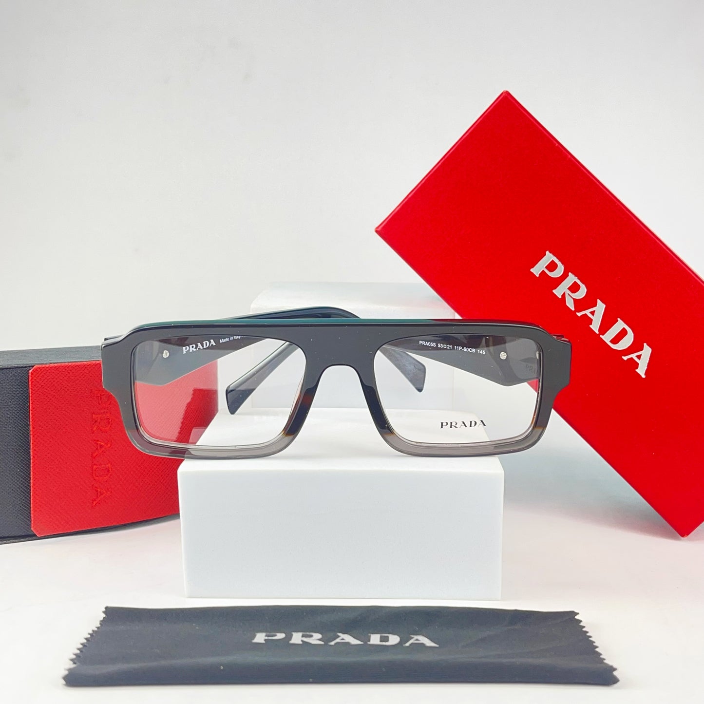 PRADO EYEWEAR PRA05S