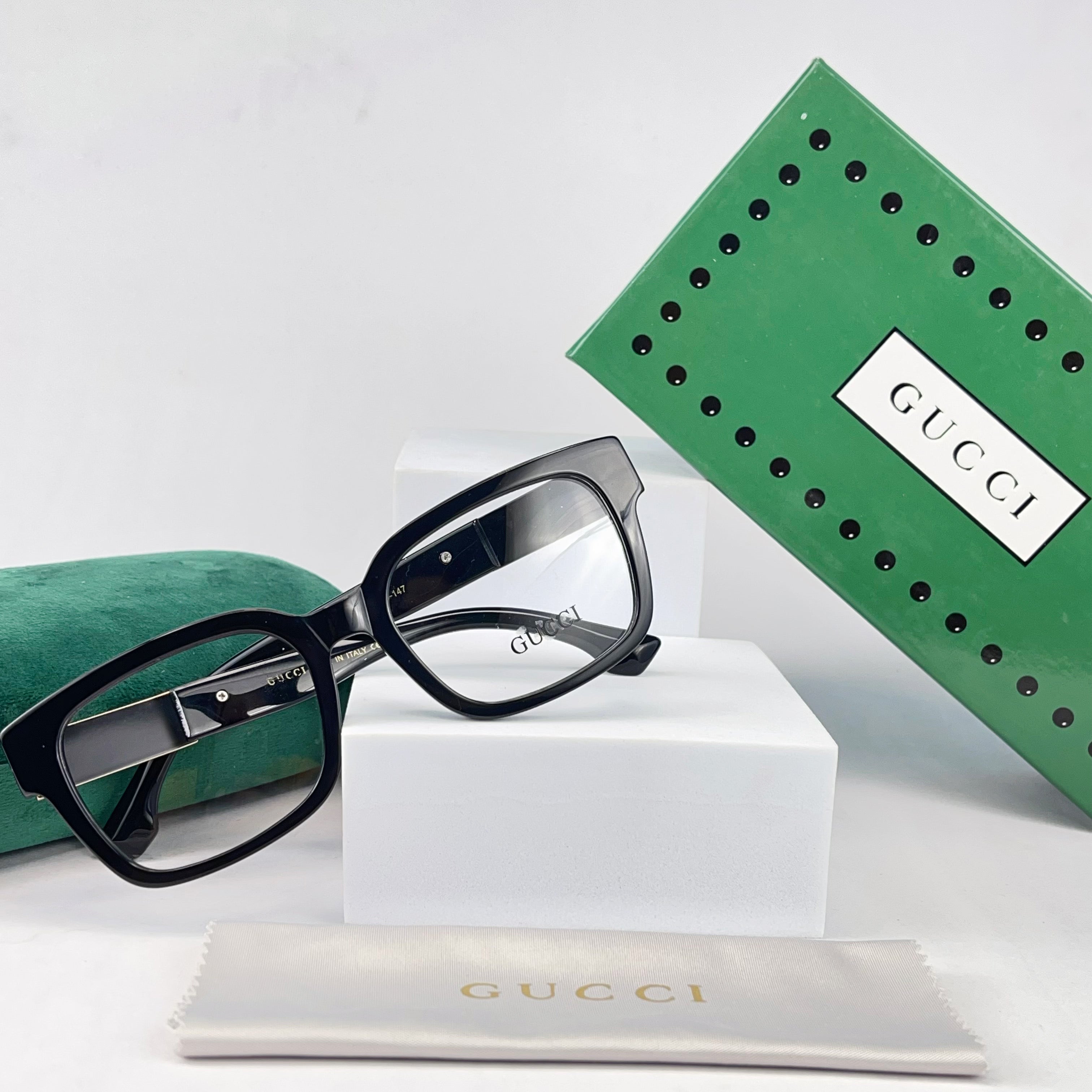 GUCCI EYEWEAR (BUY1GET1 FREE)
