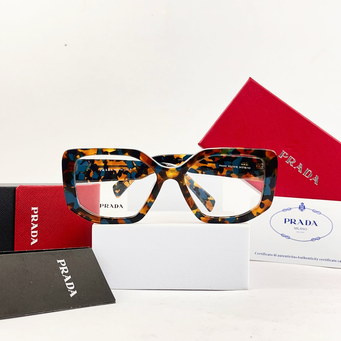 PRADO EYEWEAR 04V