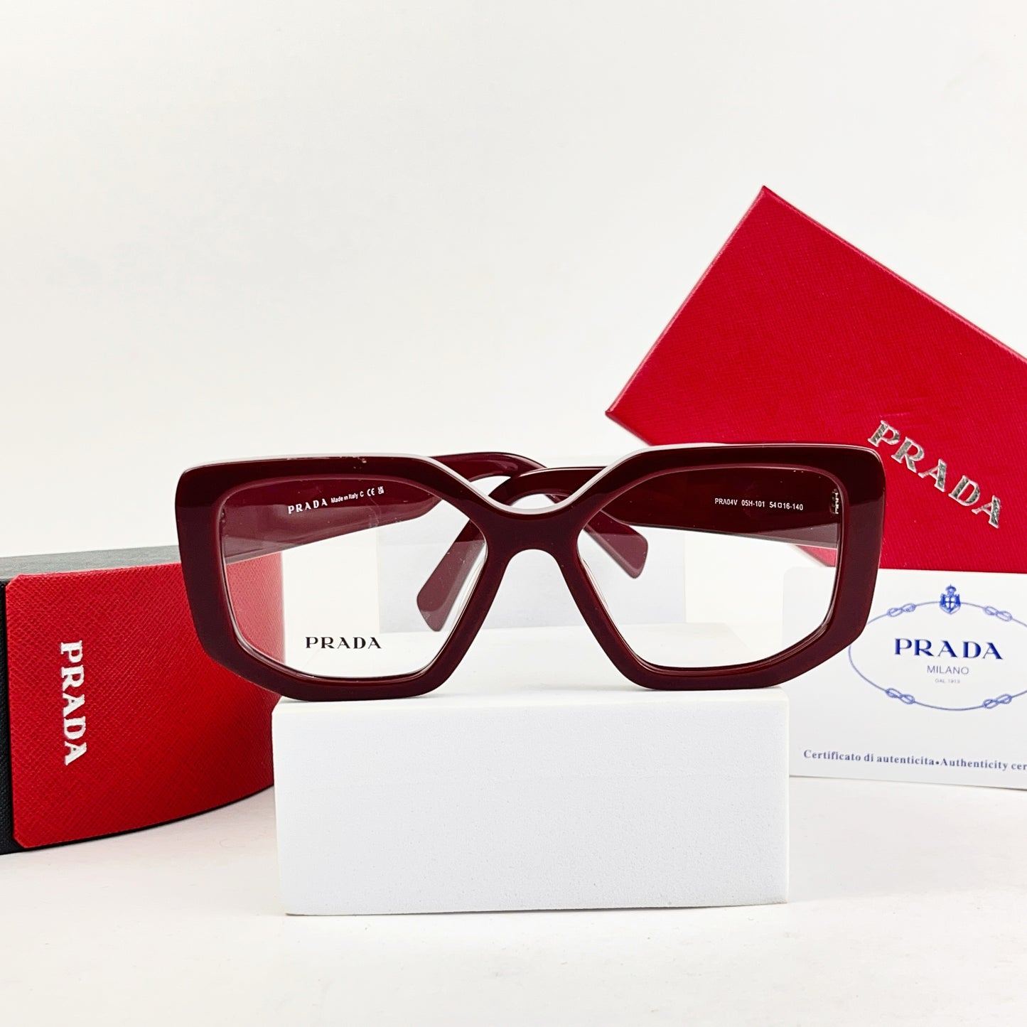 PRADO EYEWEAR 04V