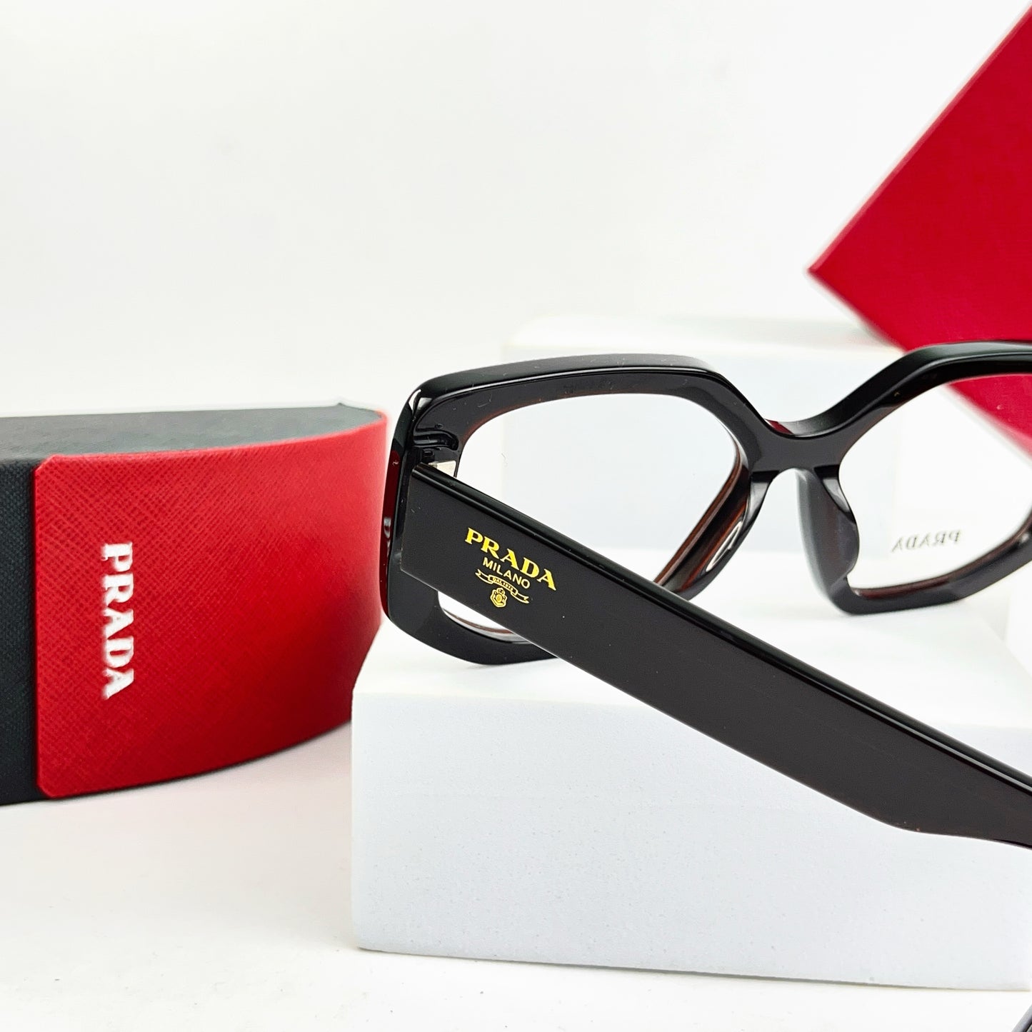 PRADO EYEWEAR 04V