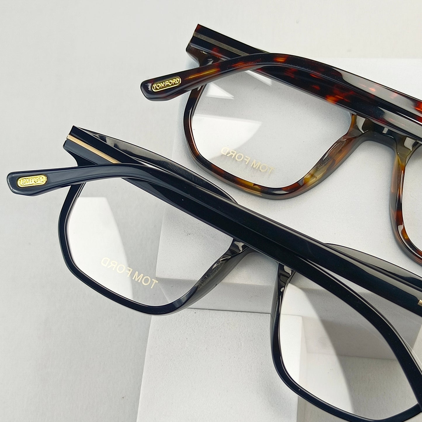 TOMFORD EYEGLASS TF5713