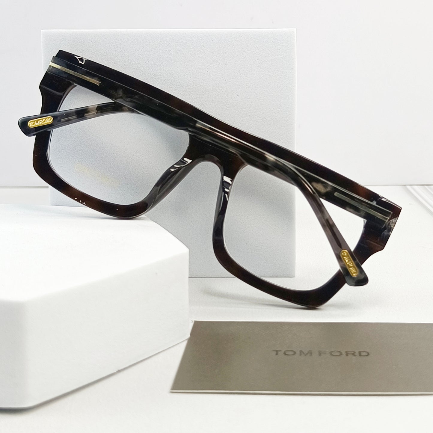 TOMFORD EYEWEAR TF5724