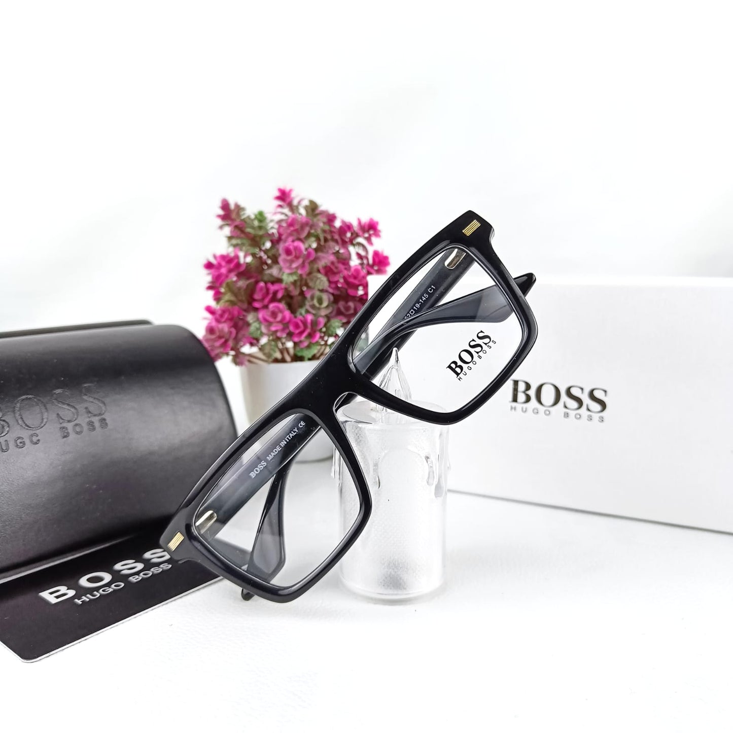 BOSS EYEWEAR