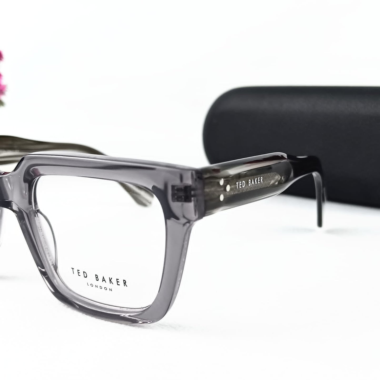 TED BAKERS EYEWEAR