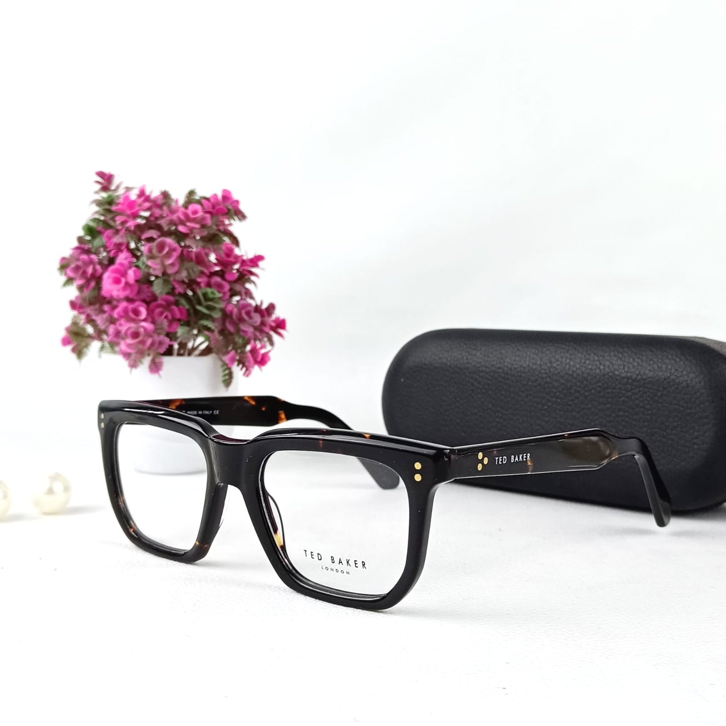 TED BAKERS EYEWEAR