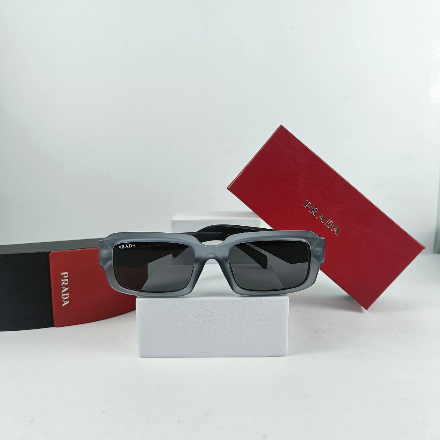 PRADO SUNGLASS