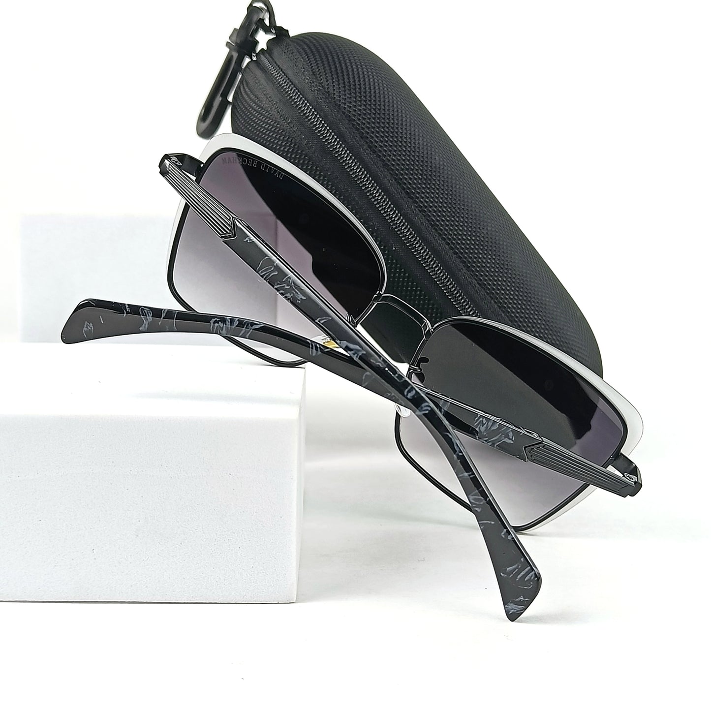 DAVID BEKHAM SUNGLASS