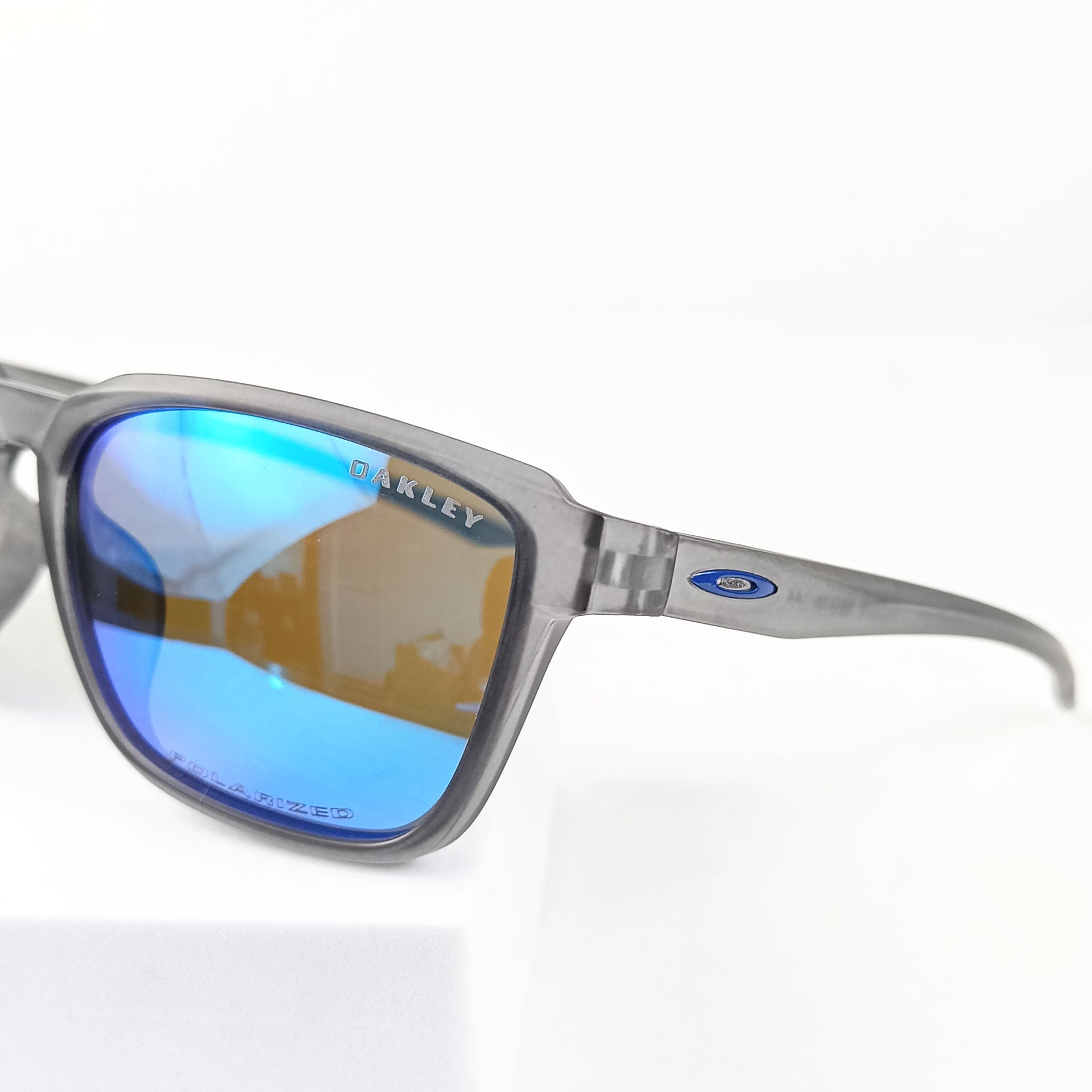 OAKLEY SUNGLASS