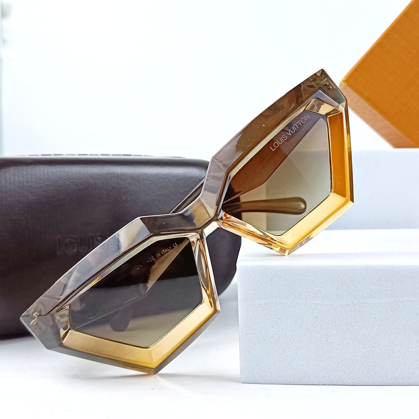 LUIS VUITTON SUNGLASS