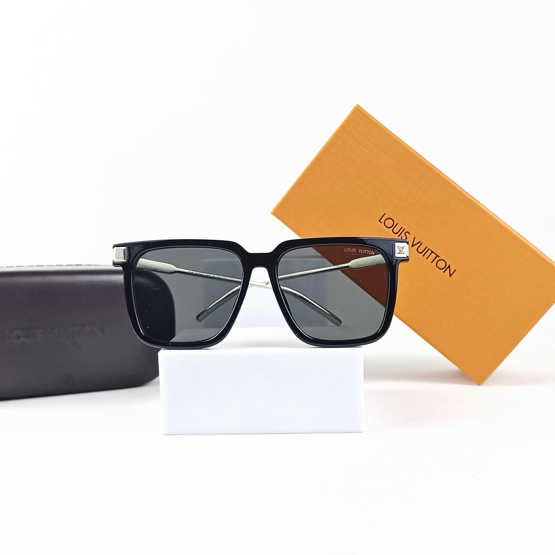 LUIS VUITTON SUNGLASS