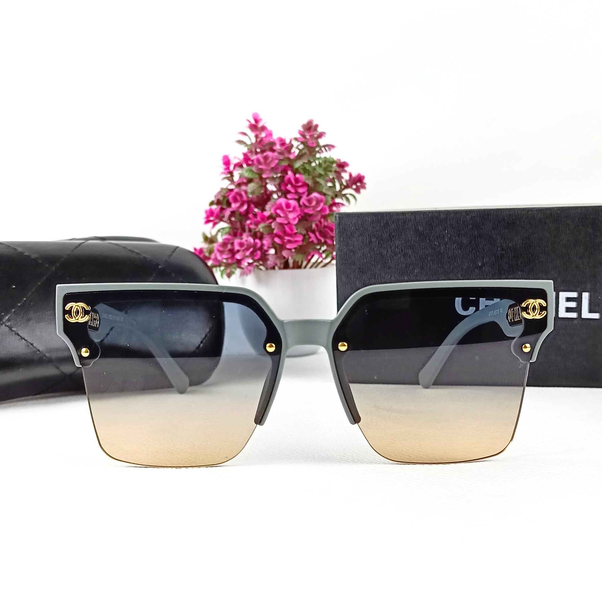 CHANNEL SUNGLASS