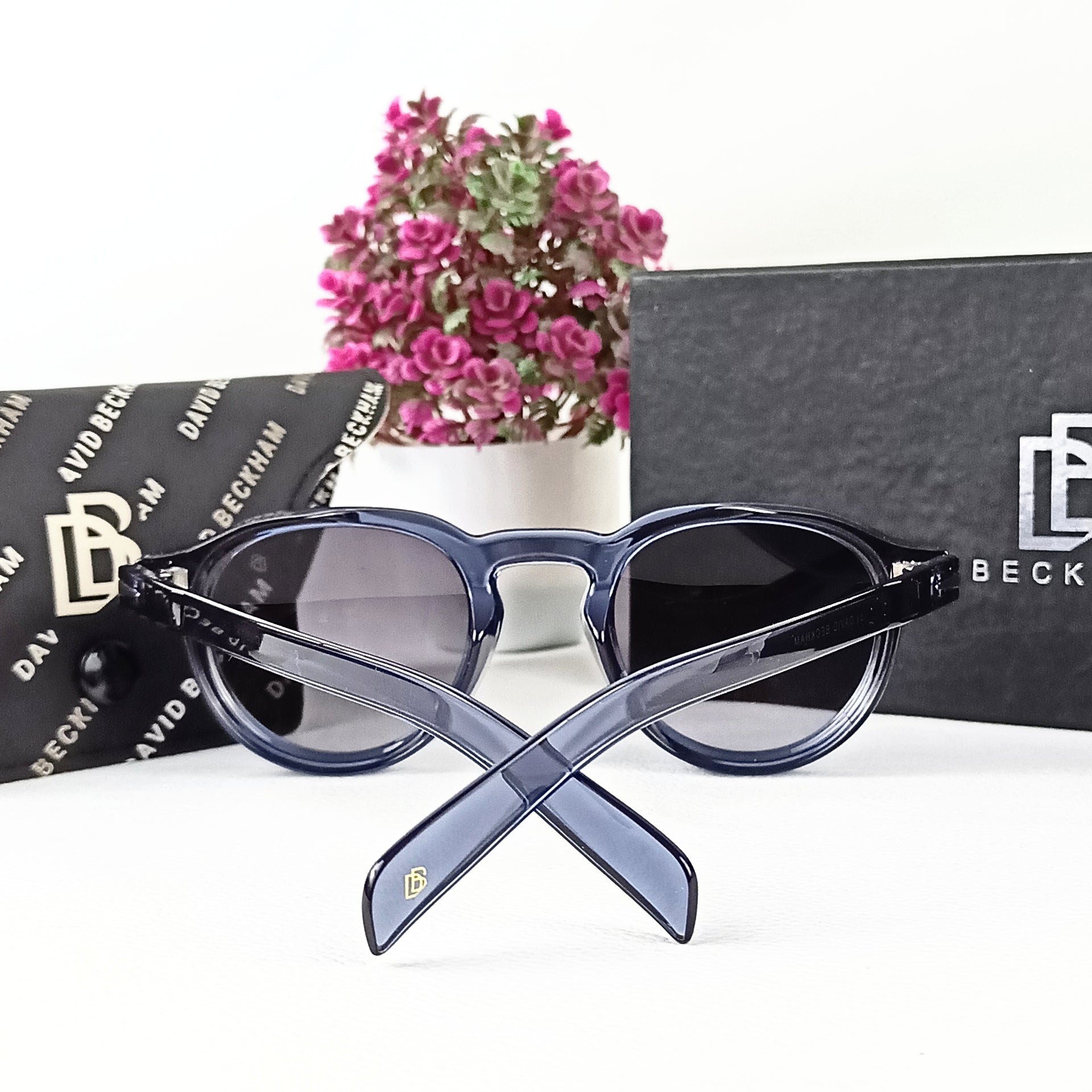 DAVID BEKHAM SUNGLASS