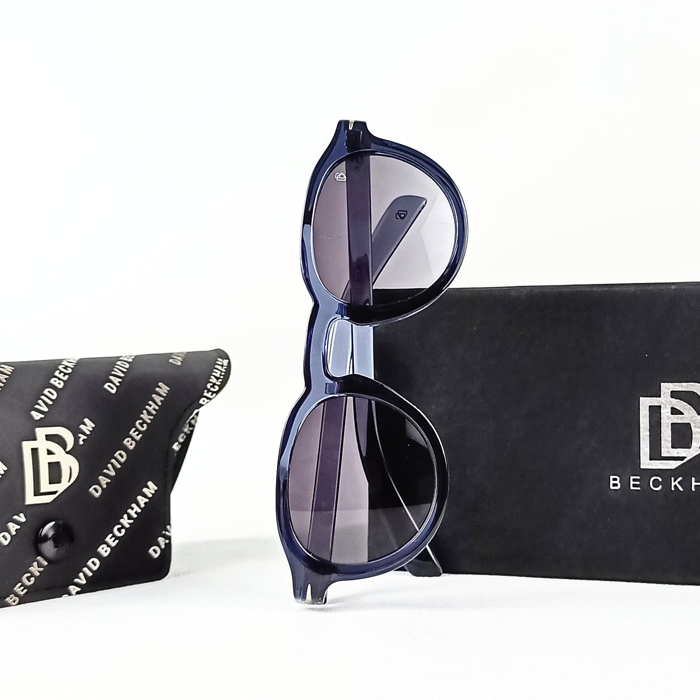 DAVID BEKHAM SUNGLASS