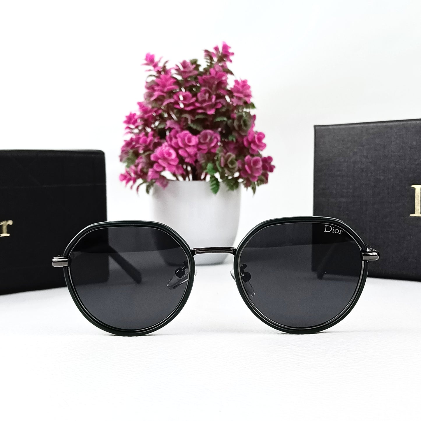 DIOR SUNGLASS