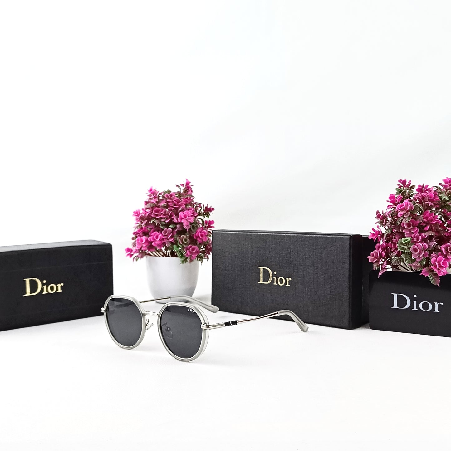 DIOR SUNGLASS