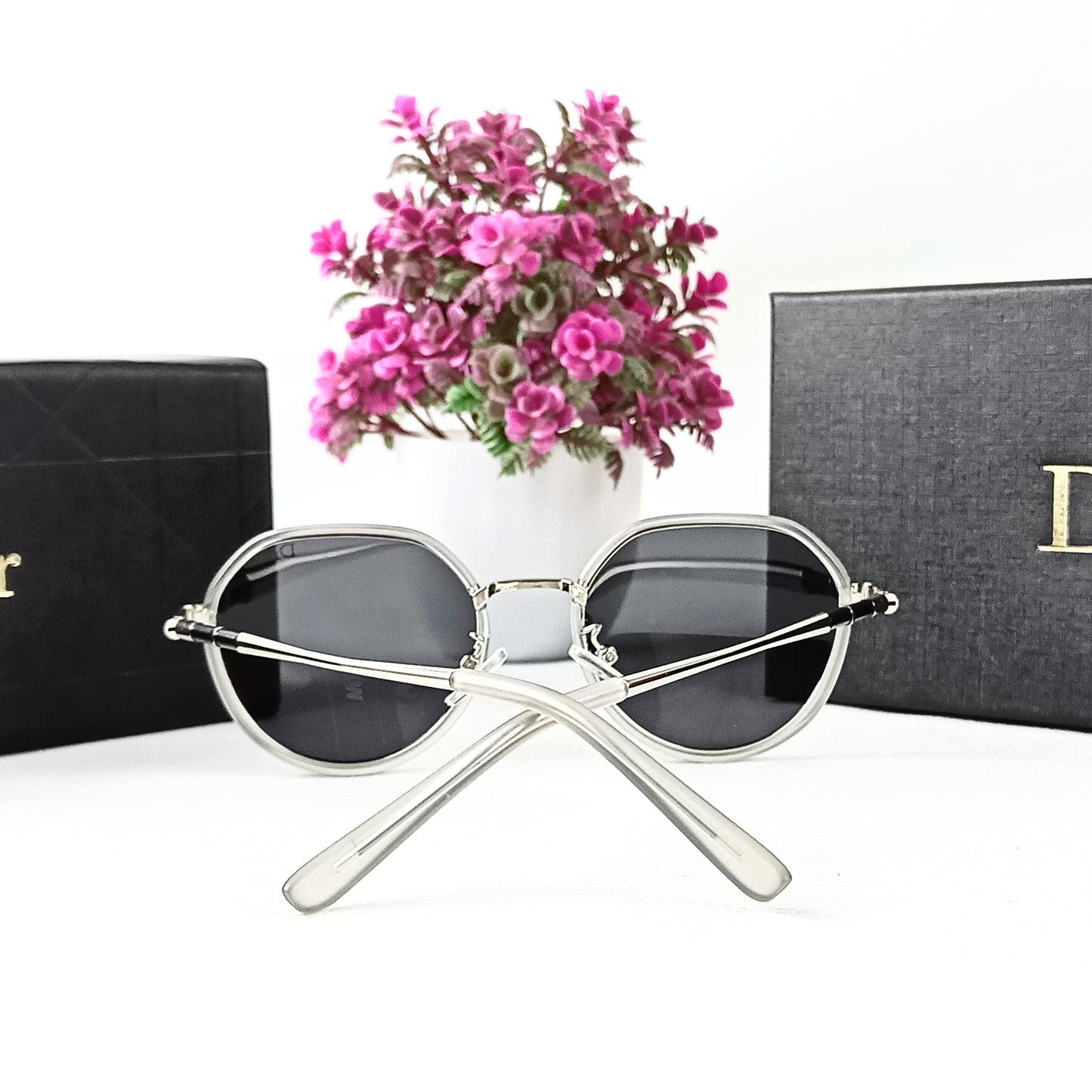 DIOR SUNGLASS