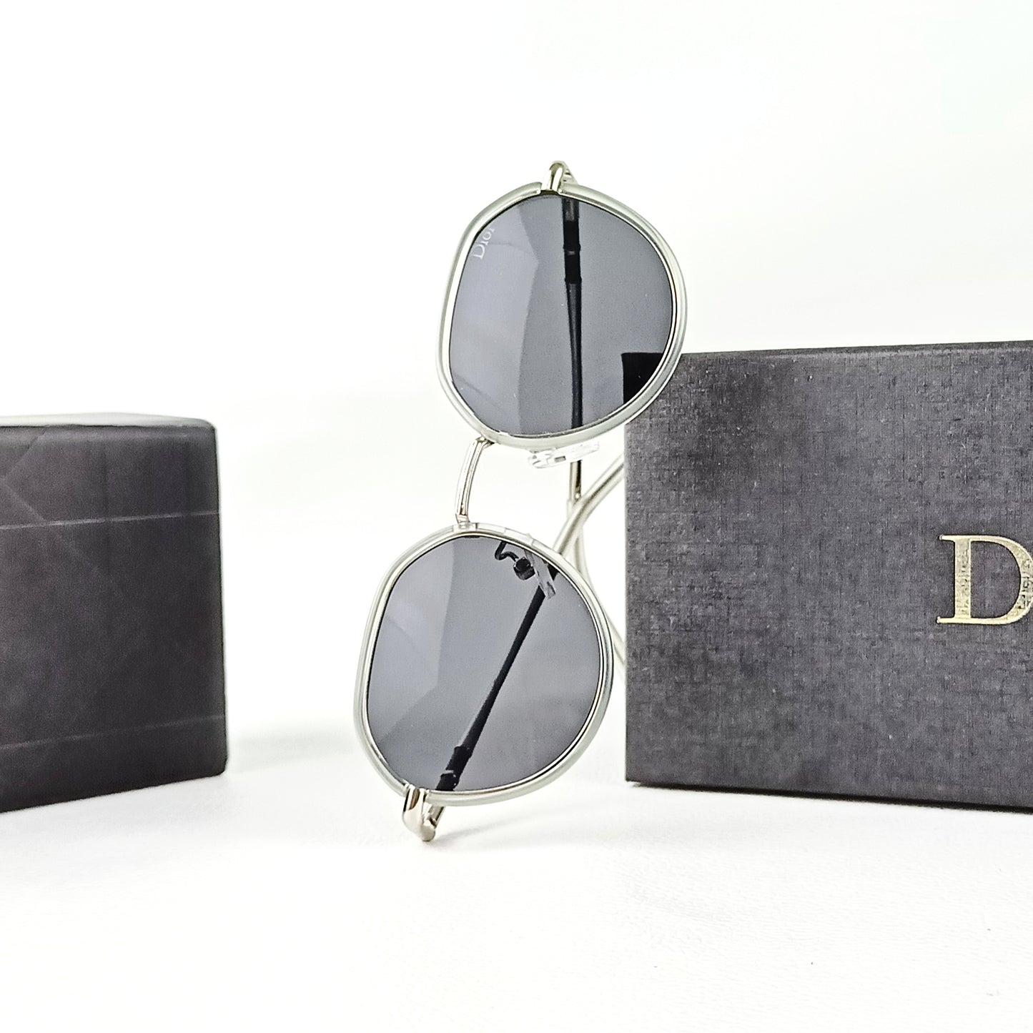 DIOR SUNGLASS