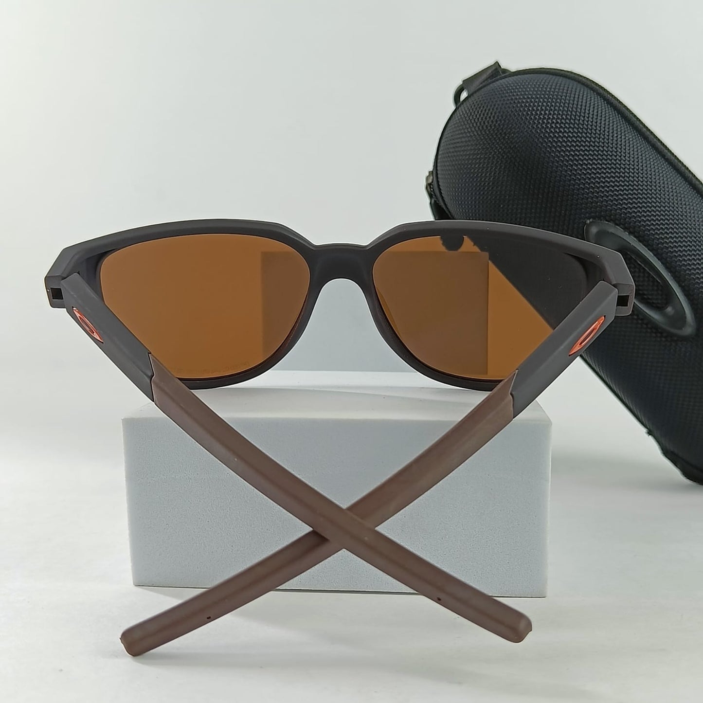 OAKLEY SUNGLASS