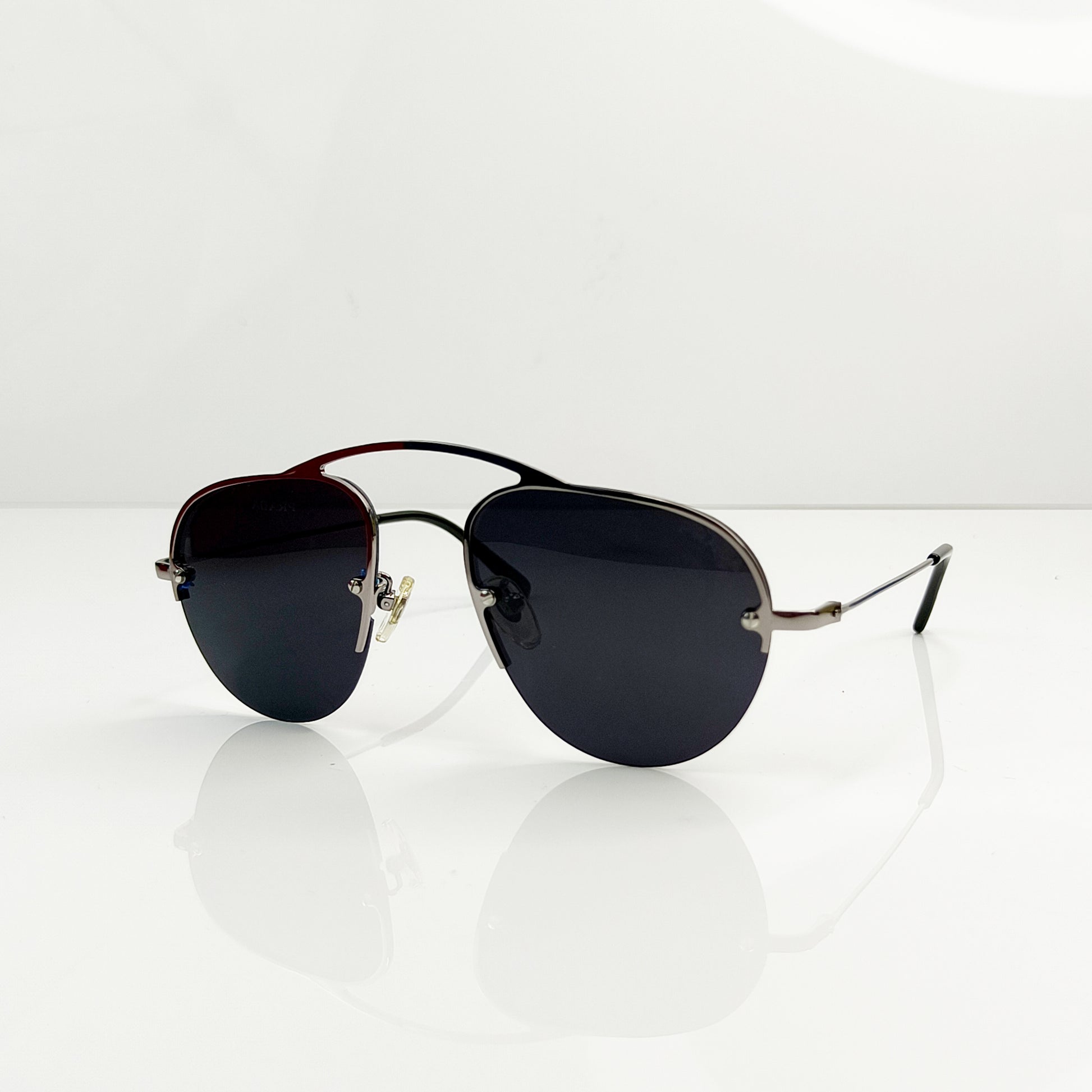 PRADA SUNGLASS