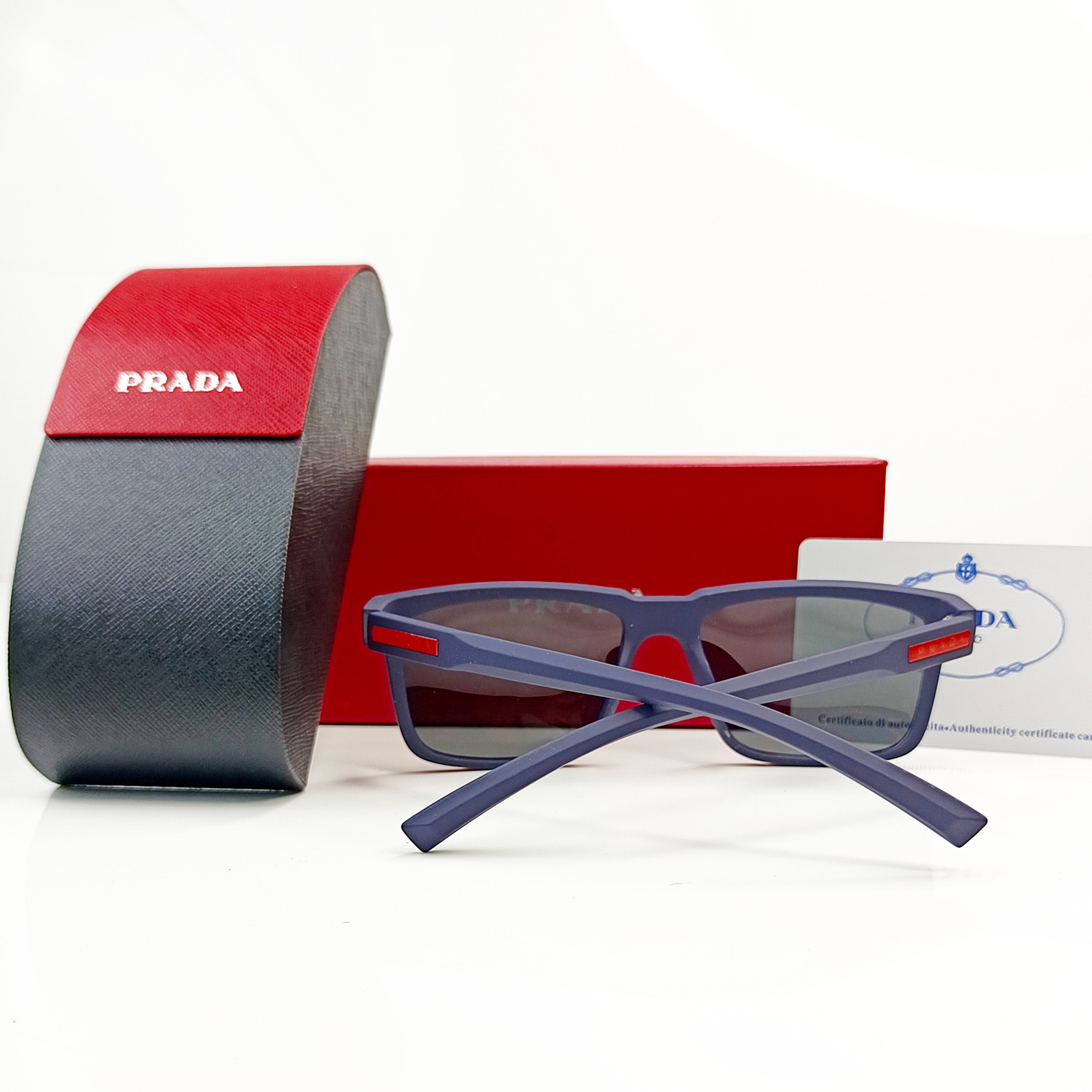 PRADA SUNGLASS