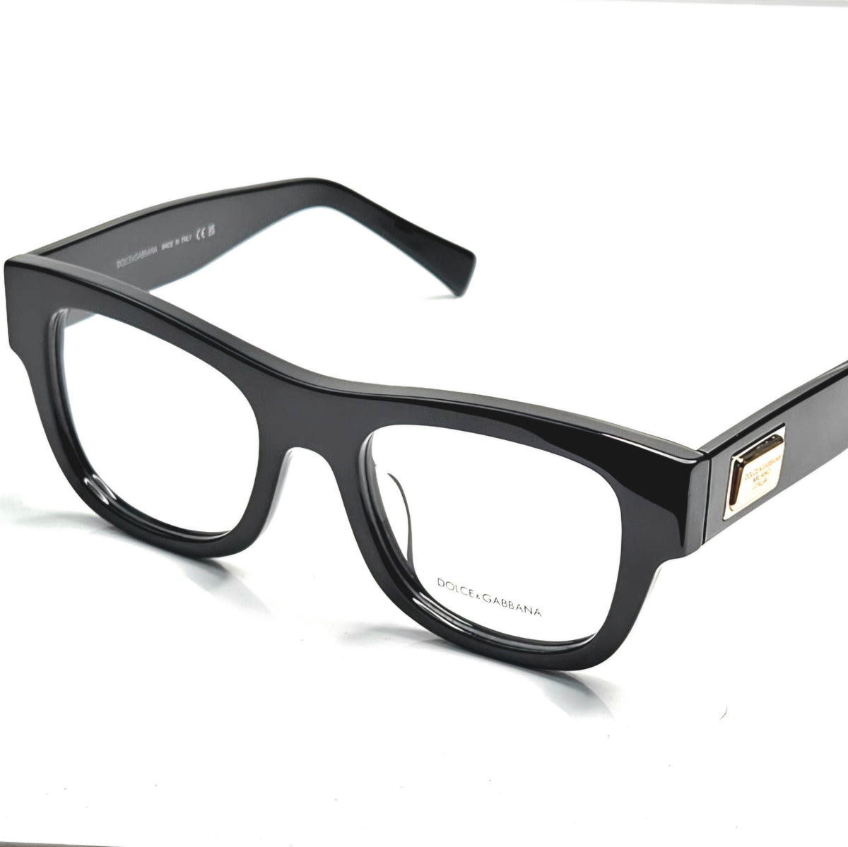 D&G EYEWEAR