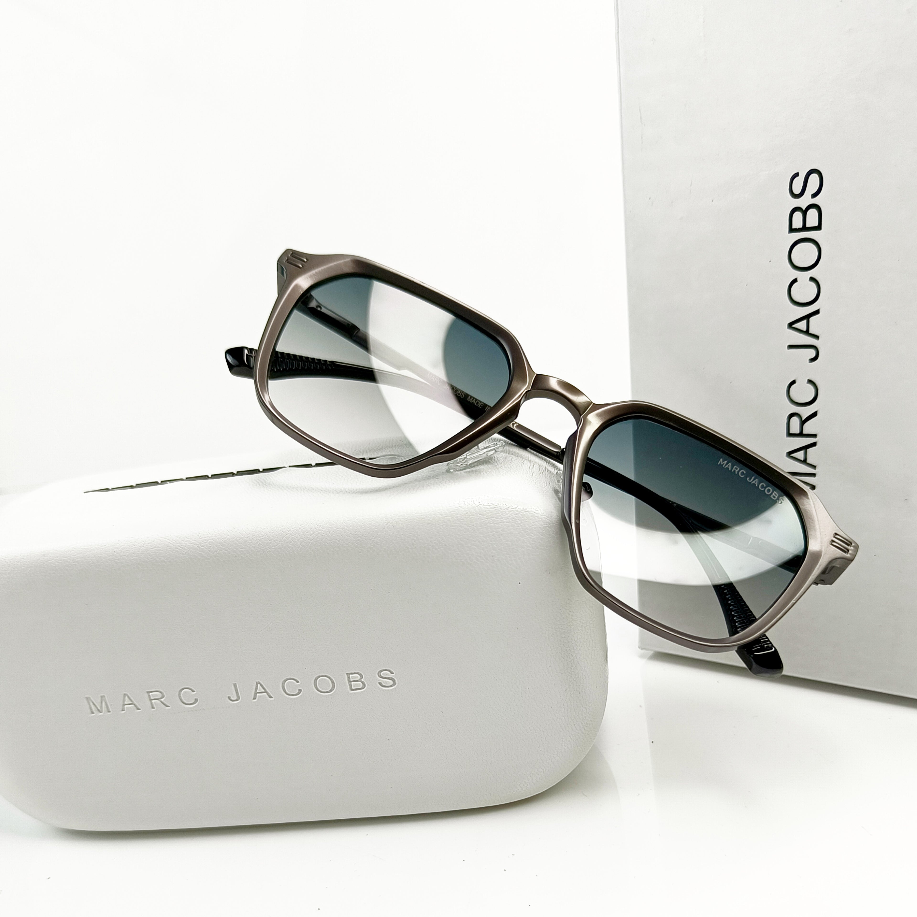 MJ SUNGLASS