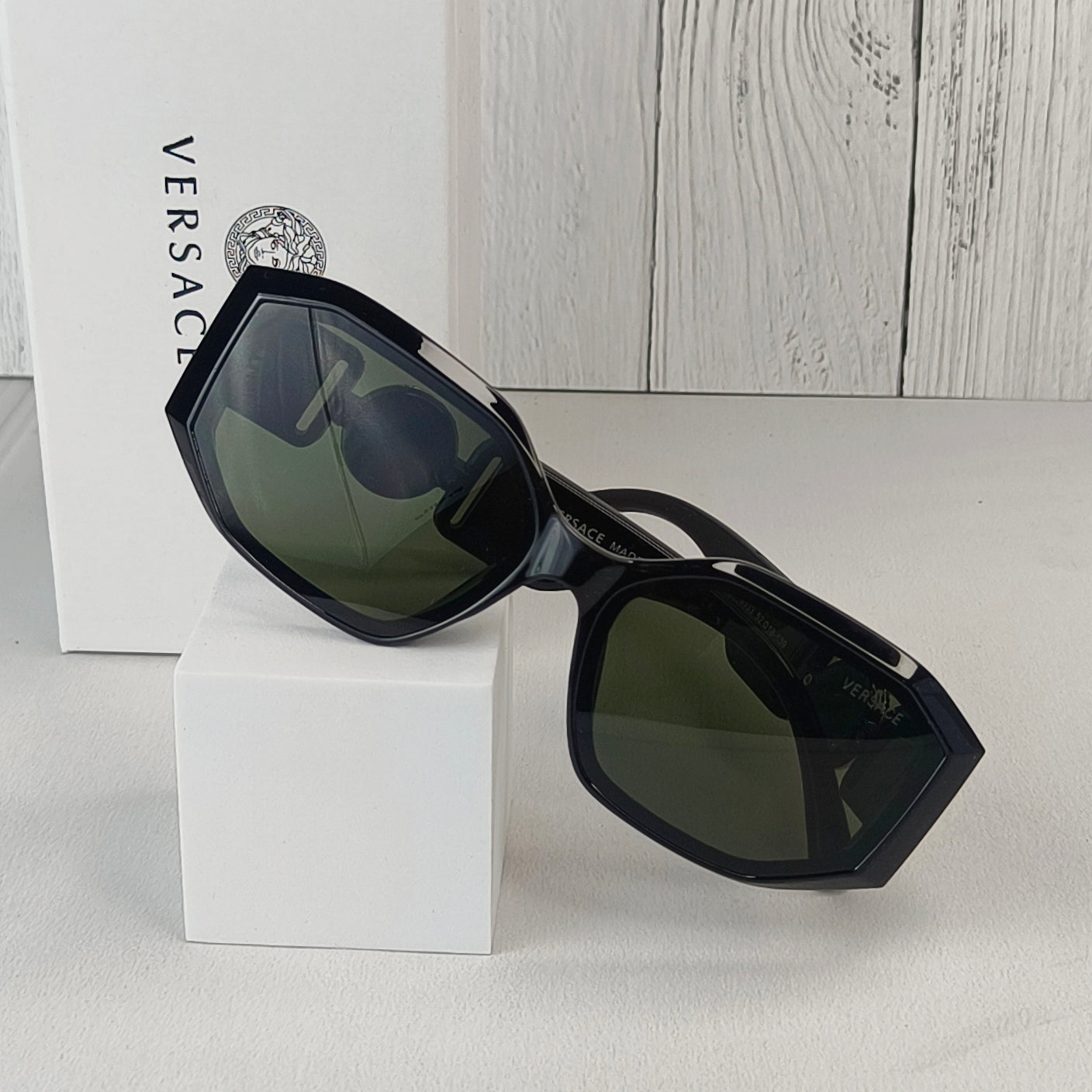 VERSACHE SUNGLASS