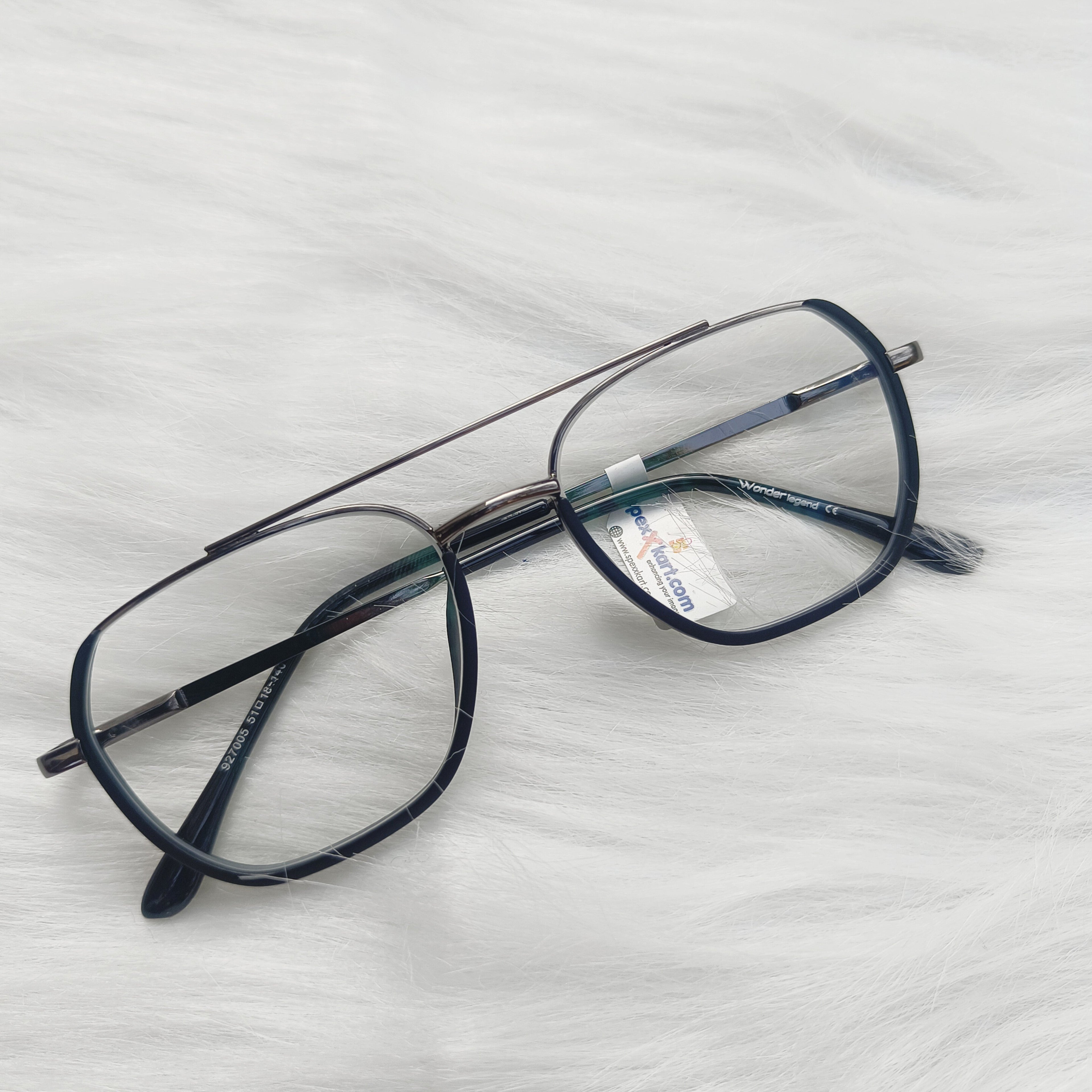 WONDER EYEGLASS