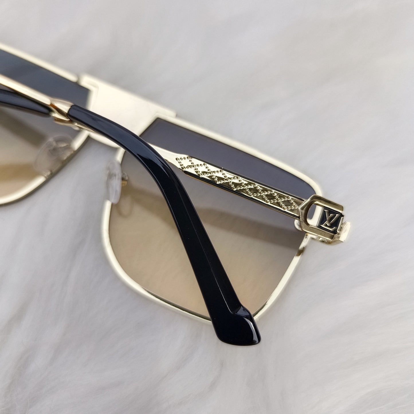 LOUIS VUITTON SUNGLASS